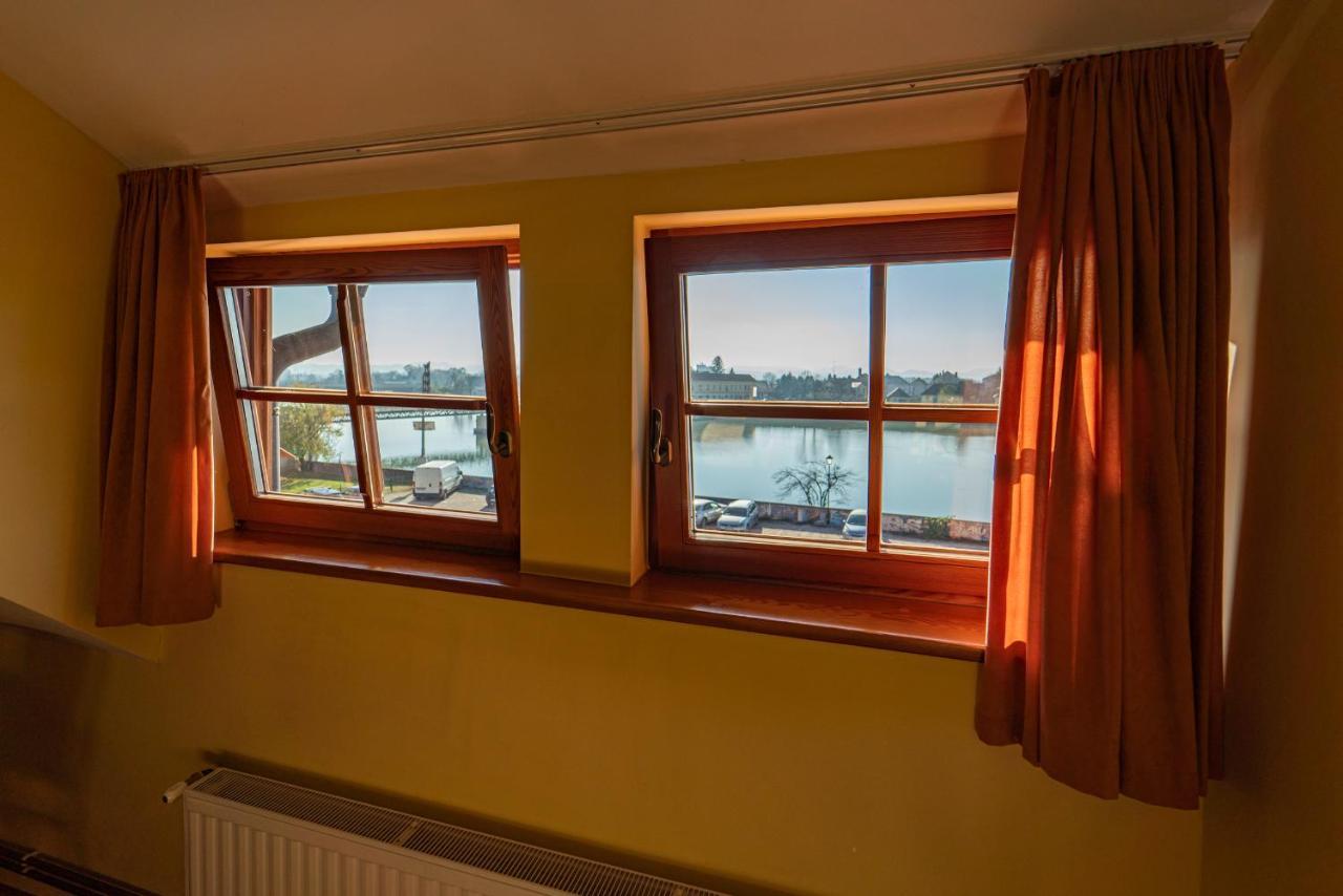 Bed & Breakfast Silak Ptuj Eksteriør billede
